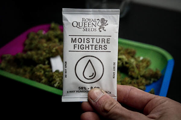 Kosteudenhallinta Pakkaukset